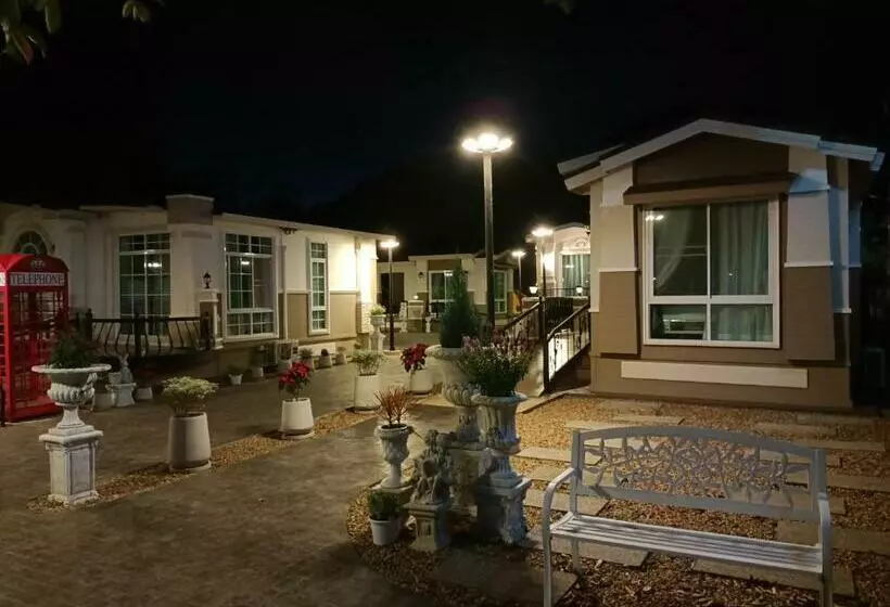 ベッドアンドブレックファースト Khaoyaitriplefive