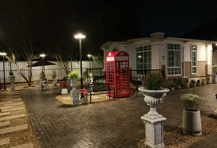 ベッドアンドブレックファースト Khaoyaitriplefive