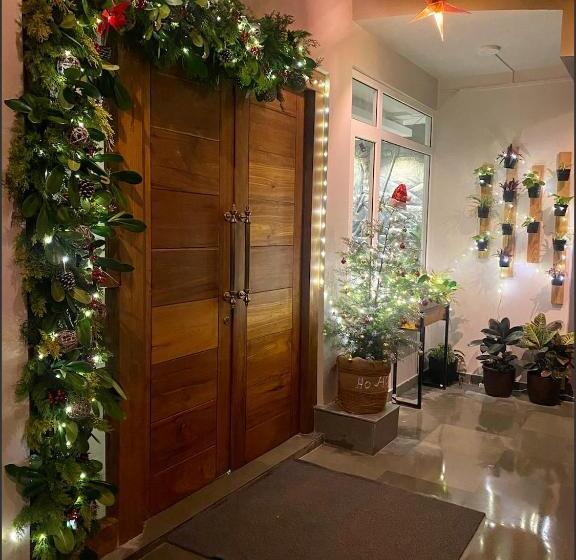 تختخواب و صبحانه Magen Hills