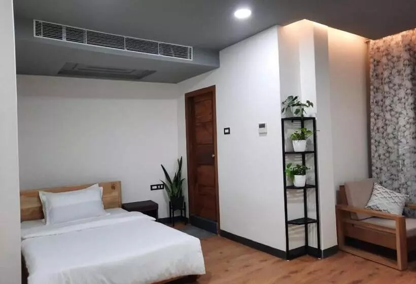 Aamiaismajoitus (B&B) Magen Hills