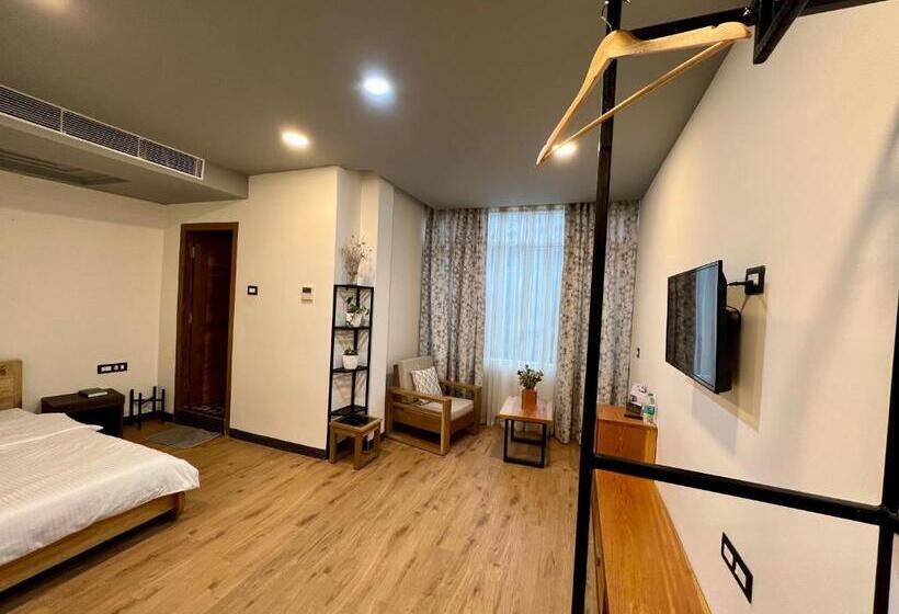 تختخواب و صبحانه Magen Hills