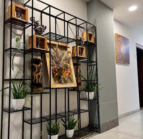 تختخواب و صبحانه Magen Hills