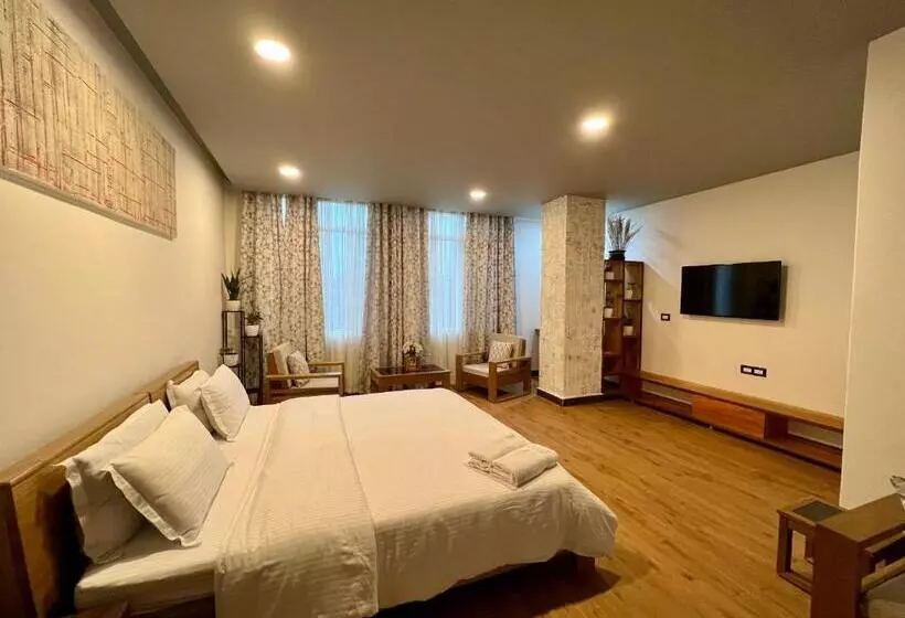 Aamiaismajoitus (B&B) Magen Hills