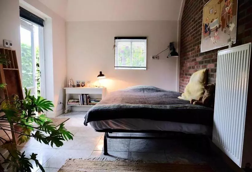 ベッドアンドブレックファースト Onder De Appelboom