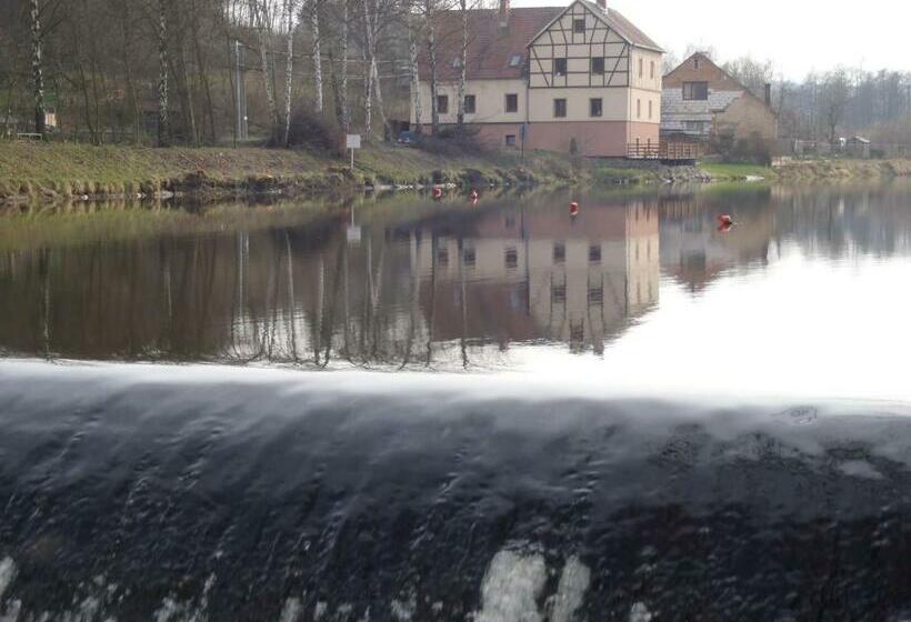 Bed and Breakfast Penzion Cerny Mlyn Sokolov