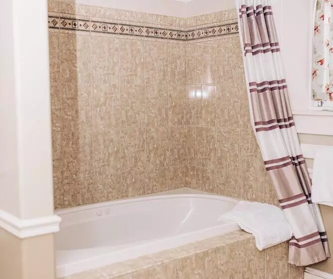 Hotelli Benn Conger Inn