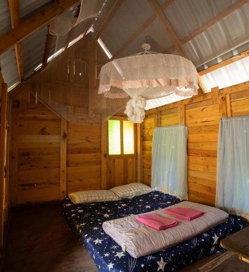 호텔 Khaokhopimphupha Farmstay เขาค้อพิมภูผาฟาร์มสเตย์ ไม่มีไฟฟ้า น้ำจากน้ำตกธรรมชาติ Low Cabon With Sust