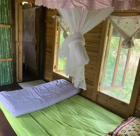 ホテル Khaokhopimphupha Farmstay เขาค้อพิมภูผาฟาร์มสเตย์ ไม่มีไฟฟ้า น้ำจากน้ำตกธรรมชาติ Low Cabon With Sust