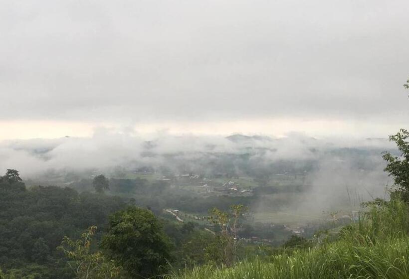 호텔 Khaokhopimphupha Farmstay เขาค้อพิมภูผาฟาร์มสเตย์ ไม่มีไฟฟ้า น้ำจากน้ำตกธรรมชาติ Low Cabon With Sust