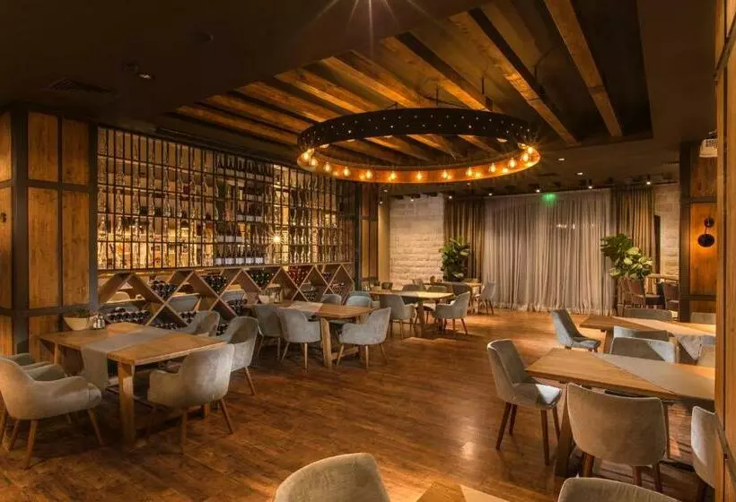 Hotelli Zaara Estate