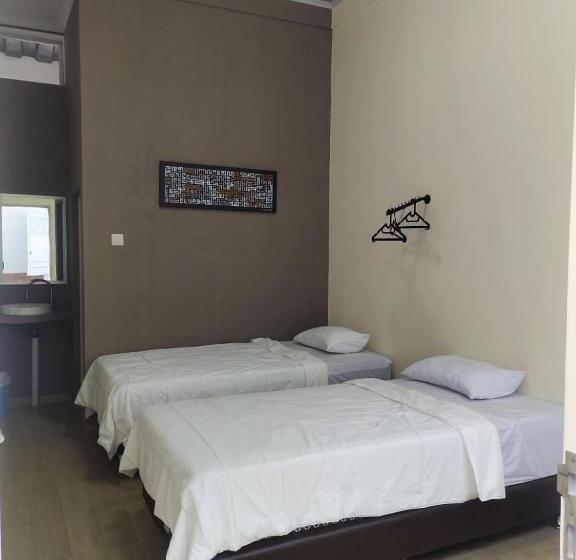 Pensionat Bu Sepuh Guesthouse