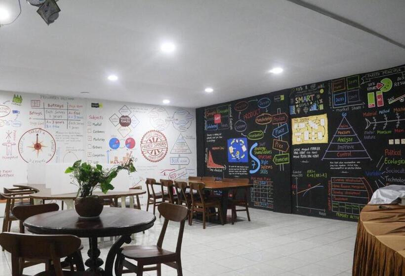 Pensionat Bu Sepuh Guesthouse