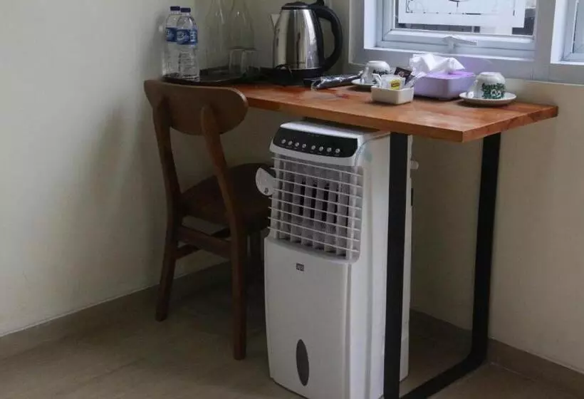 پانسیون Bu Sepuh Guesthouse