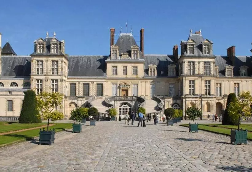 Majatalo Etape Forêt Fontainebleau Climb & Randonnées