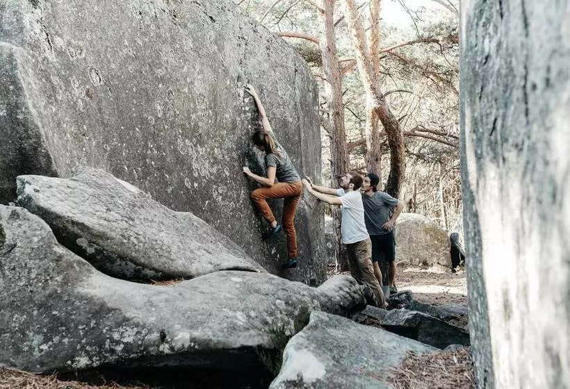 Majatalo Etape Forêt Fontainebleau Climb & Randonnées