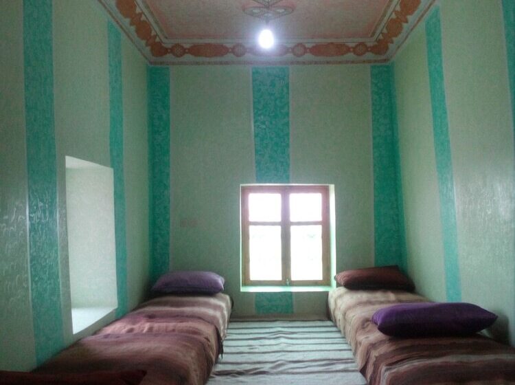 Pension (Hôtel basse catégorie) Room In Guest Room   Gîte Tawada   Happy Valley   Room For 4 People