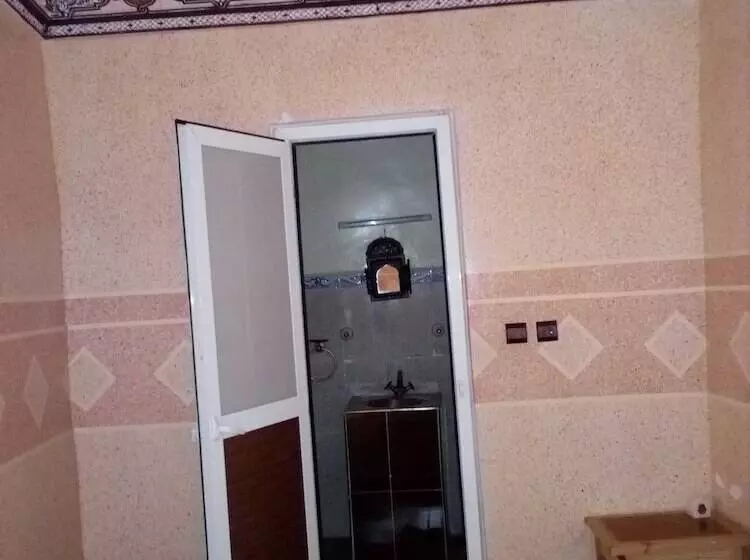 Majatalo Room In Guest Room   Gîte Tawada   Happy Valley   Room For 4 People