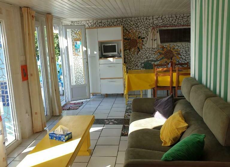 بنسيون La Maison Mosaic Medoc   Gîtes