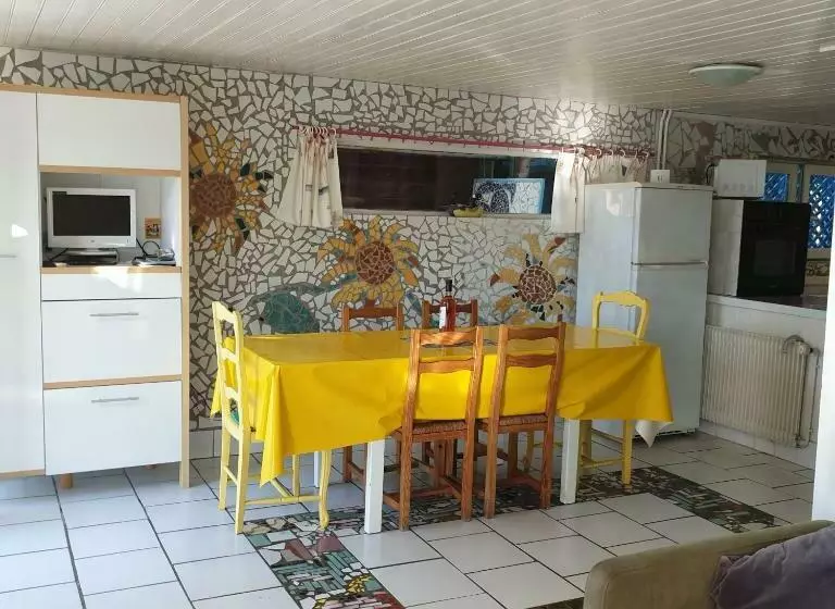 Majatalo La Maison Mosaic Medoc   Gîtes