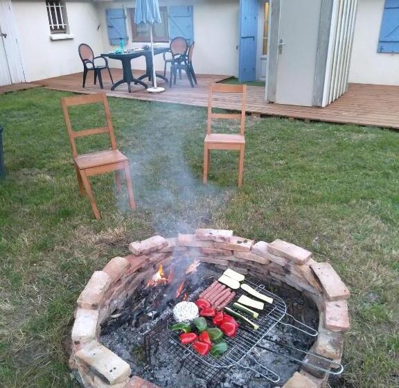 Пансион Zenzela Surf House