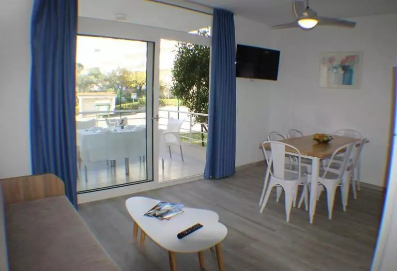 Agi Rescator Apartments