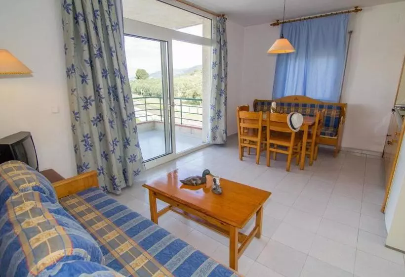 Agi Rescator Apartments