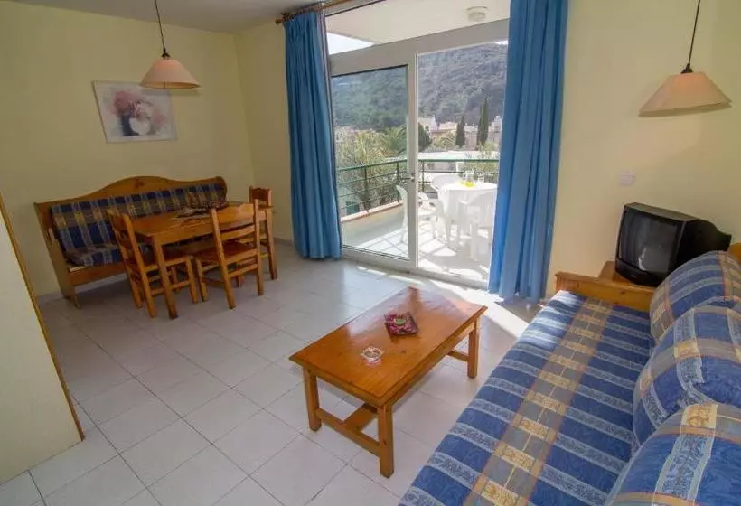 Agi Rescator Apartments