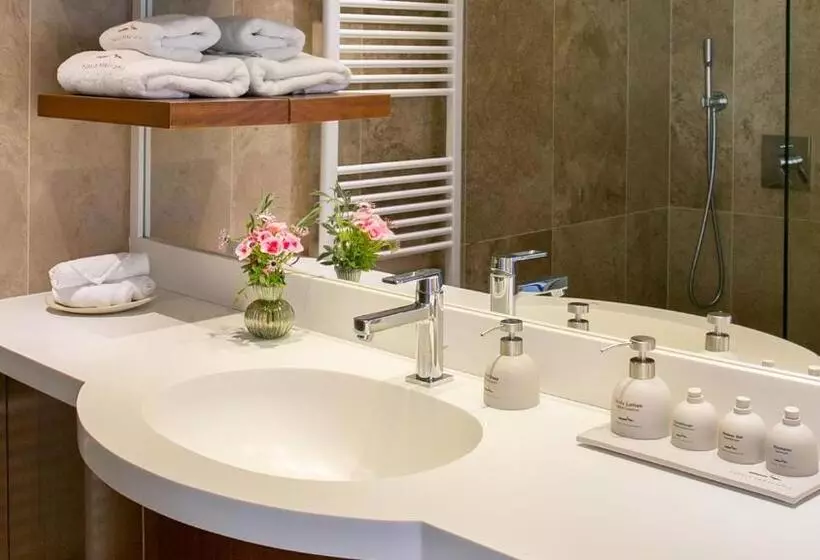 هتل Casale Panayiotis