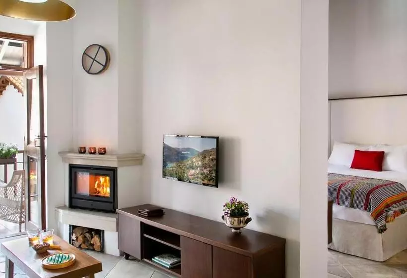 هتل Casale Panayiotis