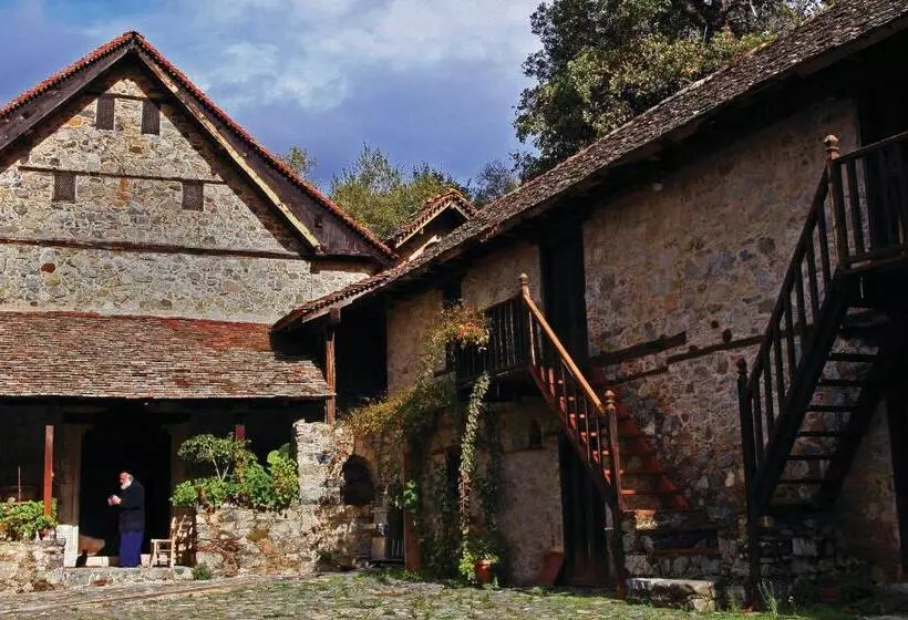 هتل Casale Panayiotis