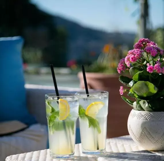 هتل Casale Panayiotis