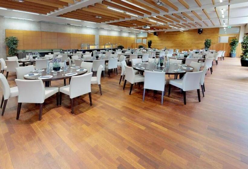 酒店 College Court