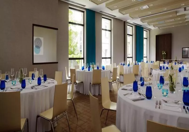 هتل Courtyard By Marriott Sarajevo