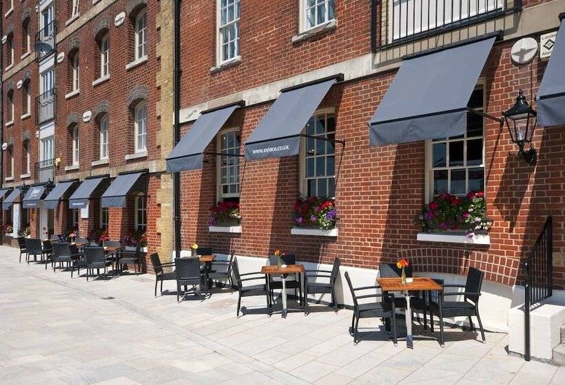 בית מלון כפרי Ennios Boutique