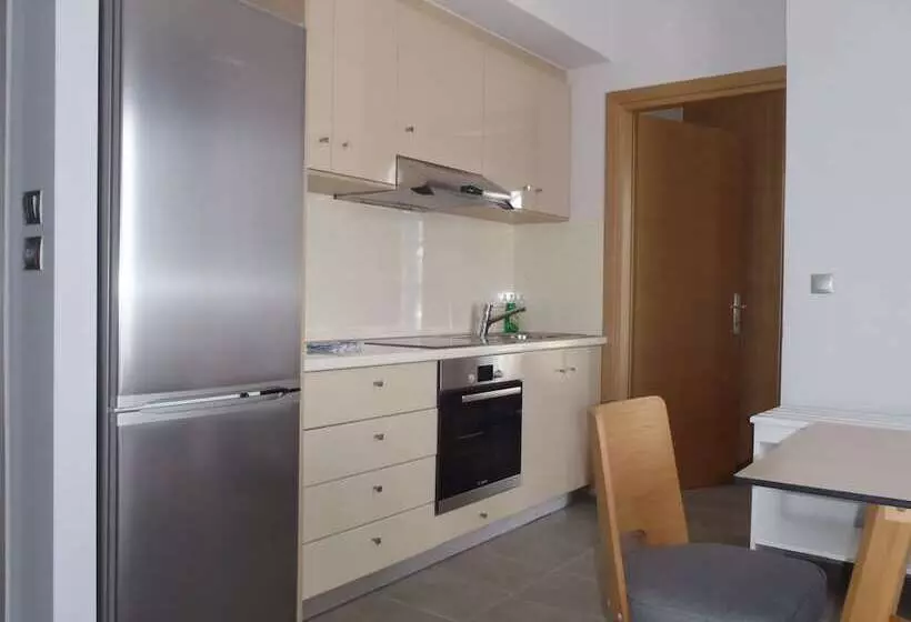 فندق Ilioxenia Studio & Apartments