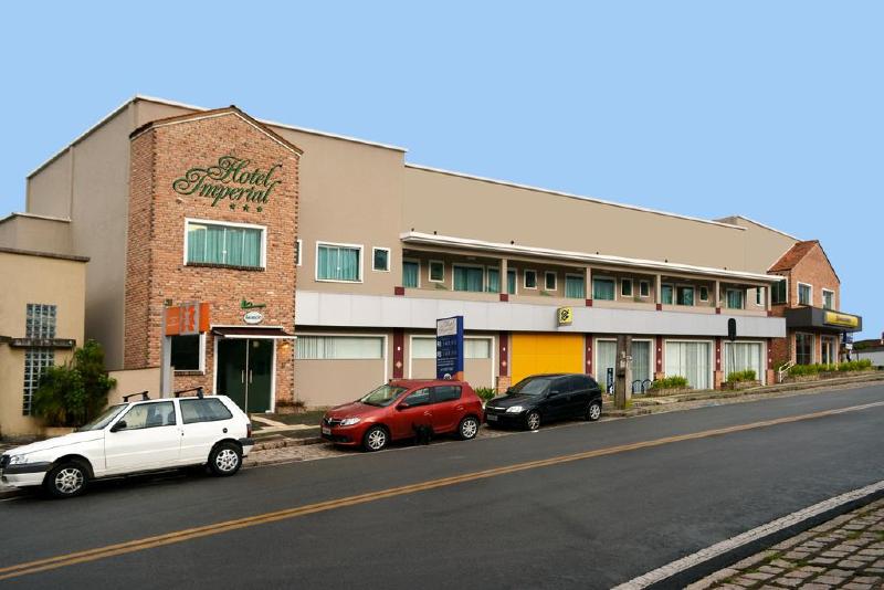 Otel Imperial De Quatro Barras