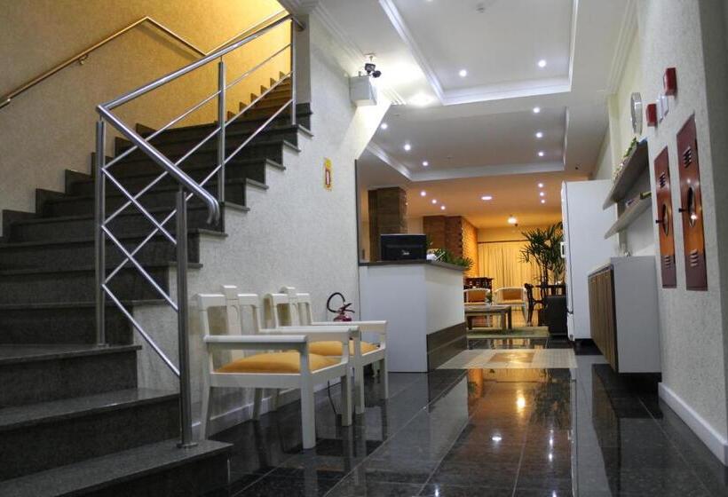 Otel Imperial De Quatro Barras