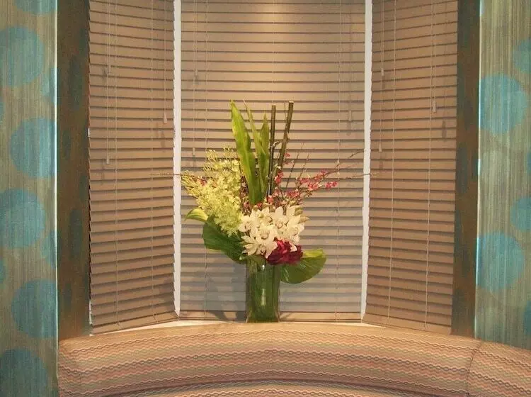 בית מלון כפרי Legends