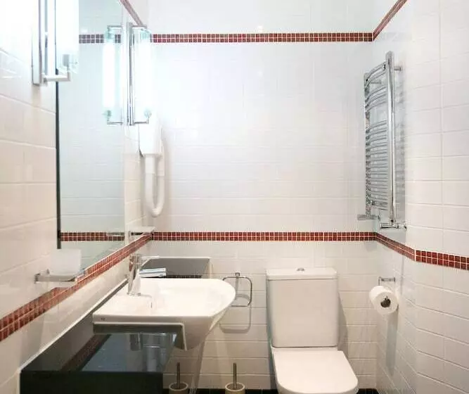 בית מלון כפרי Legends