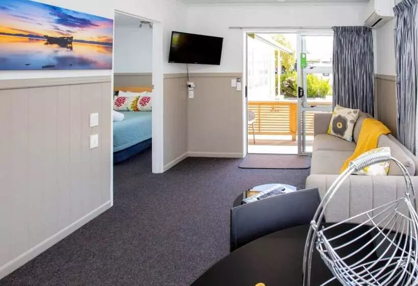 בית מלון כפרי Motueka Top 10 Holiday Park