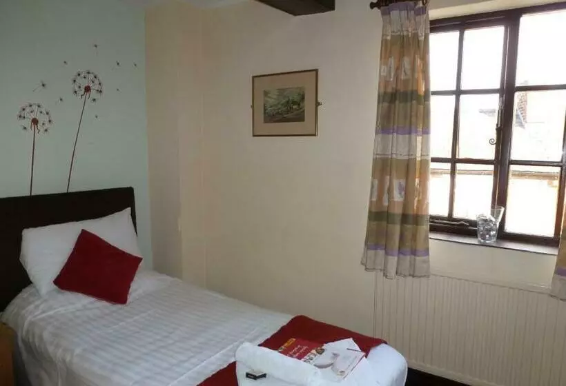 בית מלון כפרי Narborough Arms