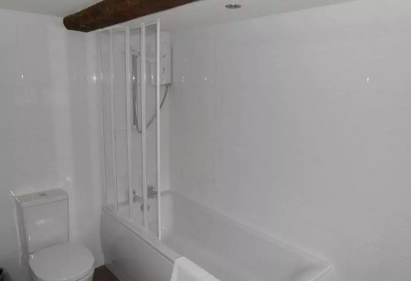 בית מלון כפרי Narborough Arms