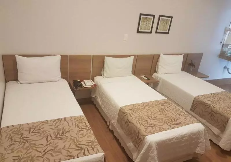 בית מלון כפרי Porto Madeira