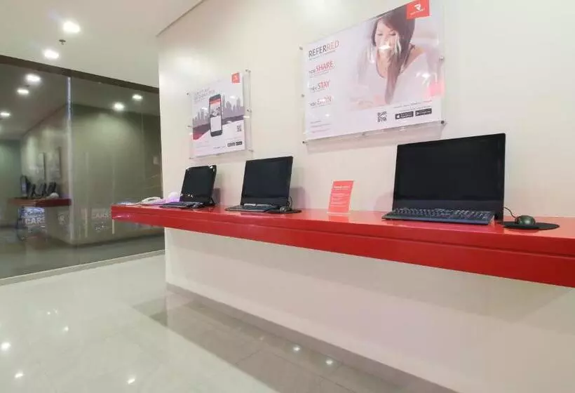 ホテル Red Planet Davao