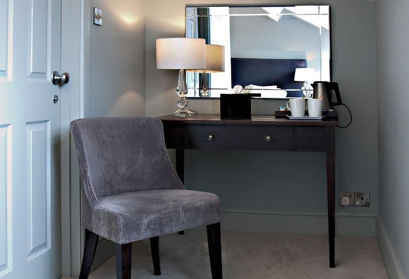 فندق ريفى Cedar Falls Health Spa