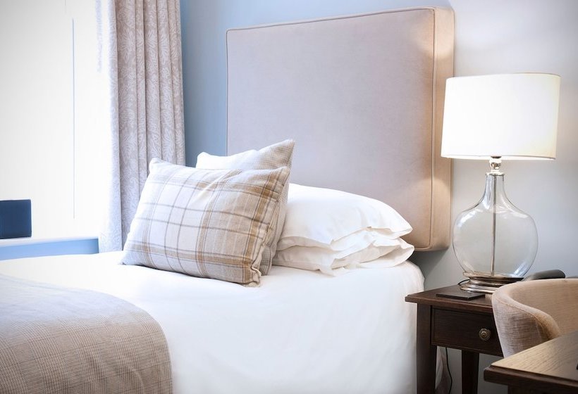 فندق ريفى Cedar Falls Health Spa