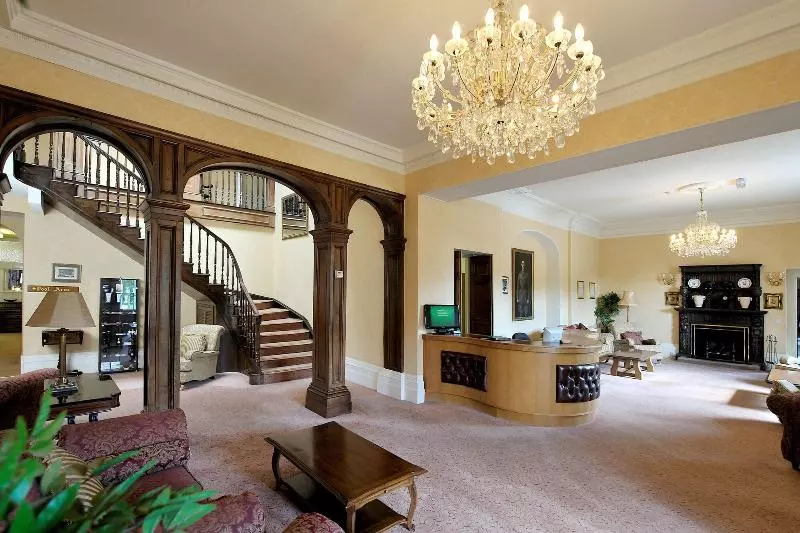 Vidéki Szálló Cedar Falls Health Spa