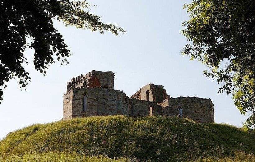 乡村酒店 The Dog & Doublet Inn