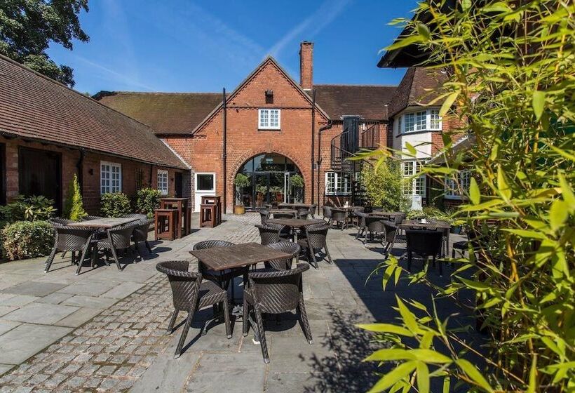 乡村酒店 The Dog & Doublet Inn