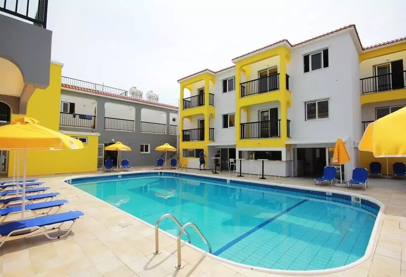 Sea Cleonapa Hotel & Annex